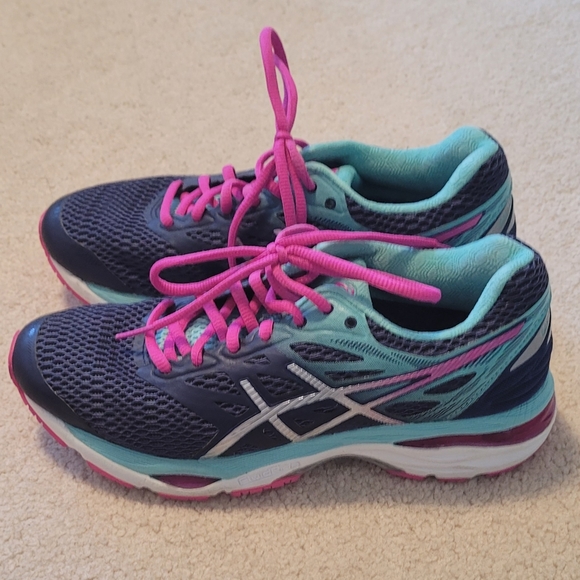 Asics Gel Cumulus 18 Size 6 women - Picture 1 of 9